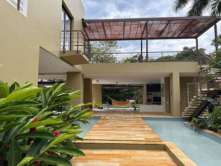 Anp082 – Modern house with pool in Mesa de Yeguas