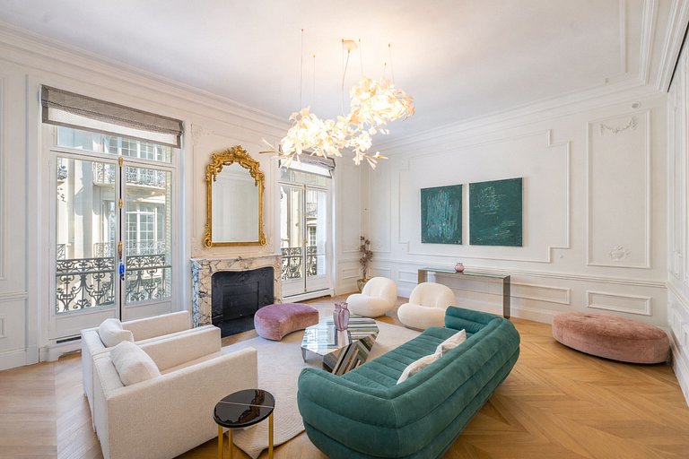 Par070 - Appartement de prestige à Saint Germain