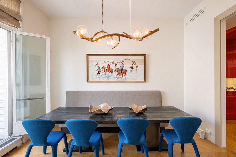 Par070 - Luxury apartment in Saint Germain