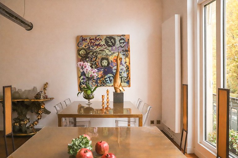 Par056 - Apartamento Estilo Mansão próximo ao Parc Monceau