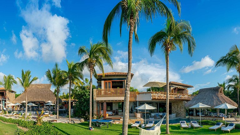 Ptm025 – Villa contemporaine en front de golf près du St. Re