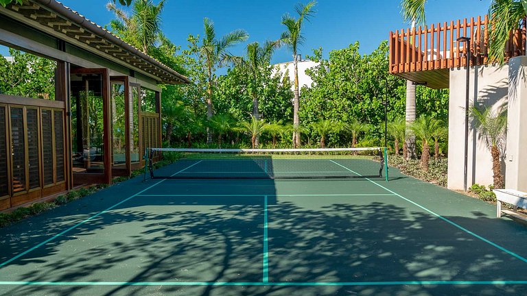 Ptm025 – Villa contemporaine en front de golf près du St. Re