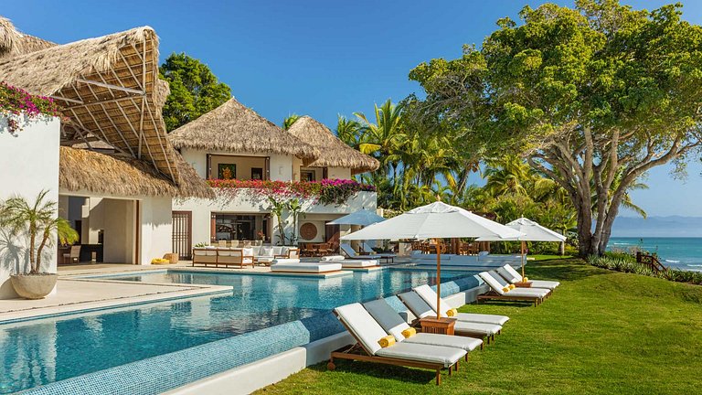 Ptm026 – Amplia villa frente al mar en Ranchos Estates