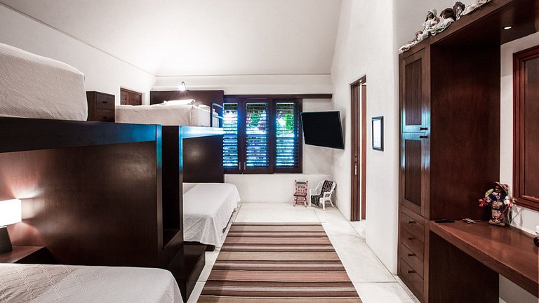 Ptm026 – Amplia villa frente al mar en Ranchos Estates