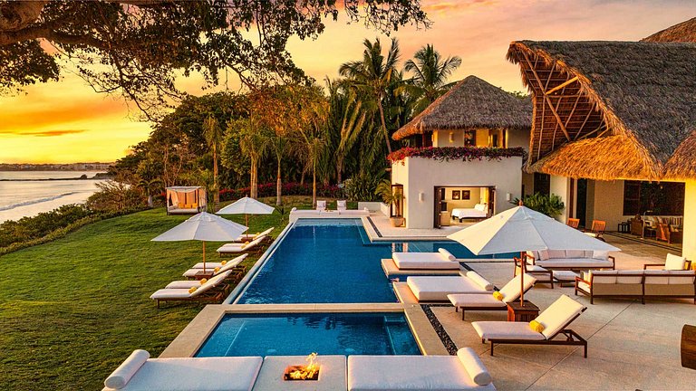Ptm026 – Ampla villa à beira-mar em Ranchos Estates