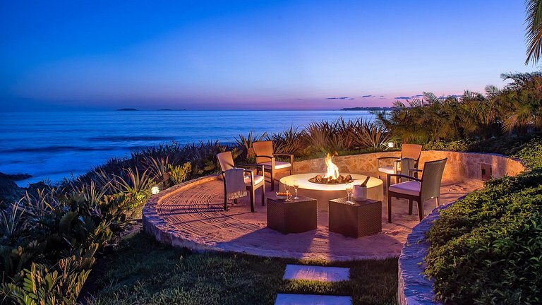 Ptm028 – Private beachfront estate in Ranchos Estates