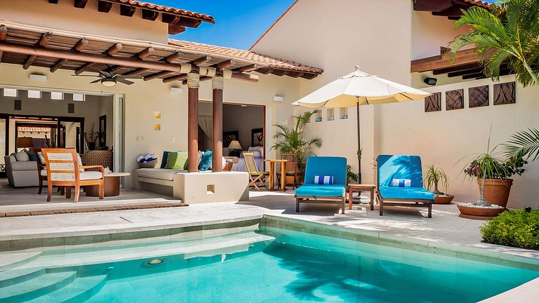 Ptm039 – Golf-front villa with ocean views in Punta Mita