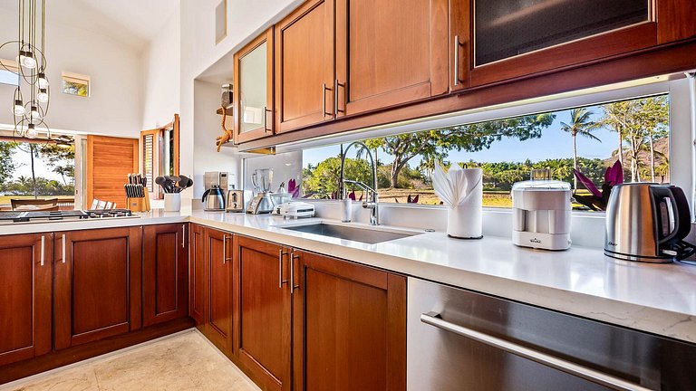 Ptm039 – Villa frente al golf con vista al mar en Punta Mita