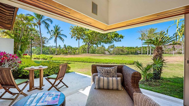 Ptm039 – Golf-front villa with ocean views in Punta Mita