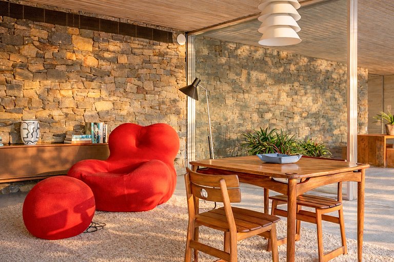 Pty008 - Luxury beachfront villa in Paraty