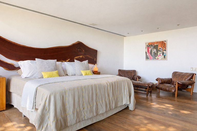 Pty008 - Luxury beachfront villa in Paraty