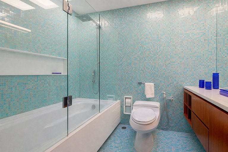 Pty008 - Luxury beachfront villa in Paraty