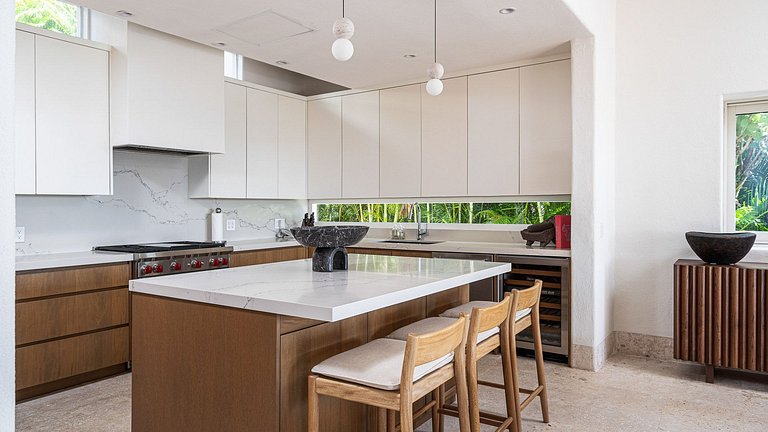 Ptm031 – Ocean-view villa in Four Seasons Punta Mita