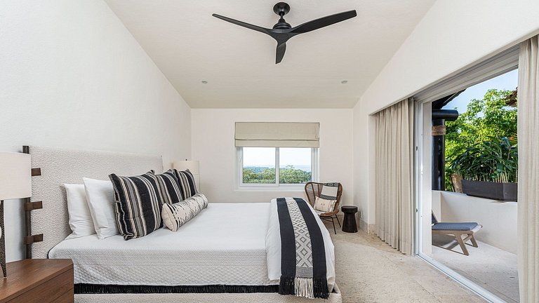 Ptm031 – Ocean-view villa in Four Seasons Punta Mita