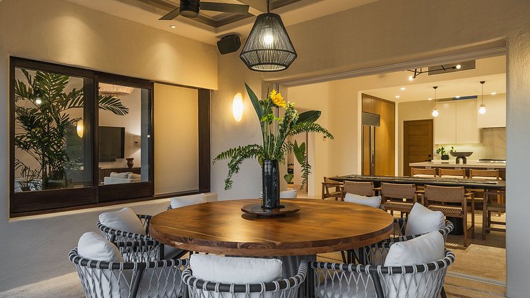 Ptm031 – Ocean-view villa in Four Seasons Punta Mita