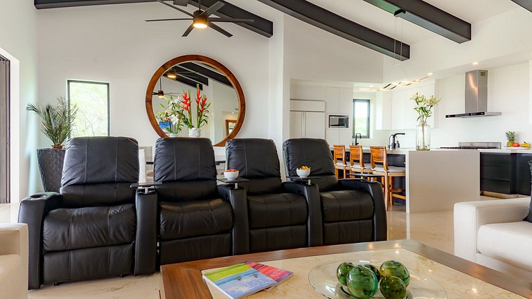 Ptm036 – Ocean-view villa with terrace in Punta Mita