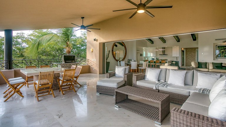 Ptm036 – Ocean-view villa with terrace in Punta Mita