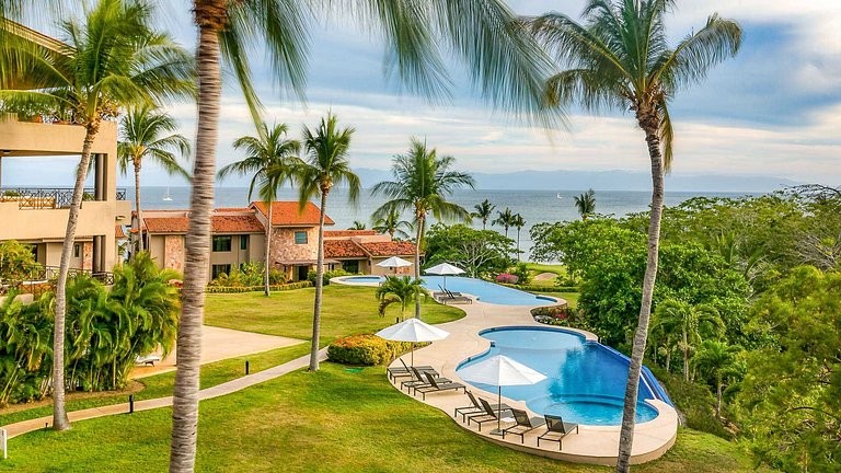 Ptm036 – Villa com vista para o mar com terraço em Punta Mit