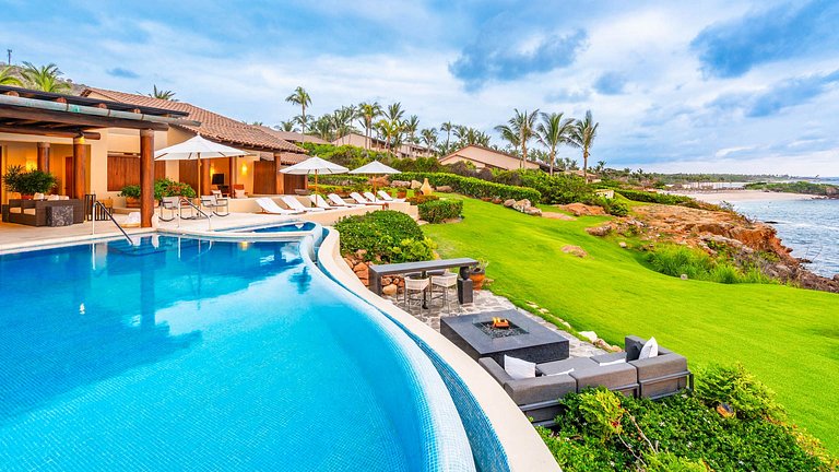 Ptm037 – Villa frente al mar con vistas panorámicas en Punta