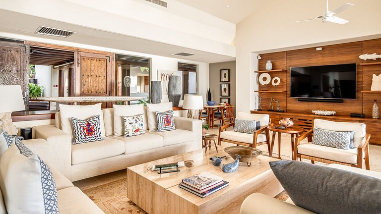 Ptm037 – Oceanfront villa with panoramic views in Punta Mita