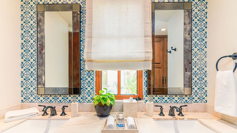 Cab024 – Contemporary golf-view villa in San José del Cabo