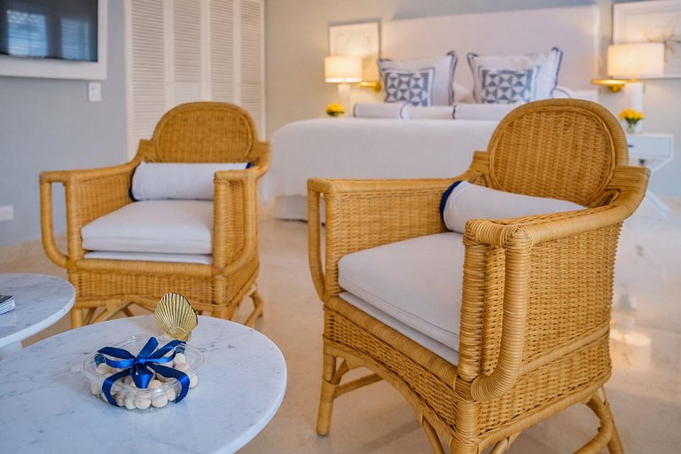 Car033 - Beautiful villa overlooking the Caribbean sea
