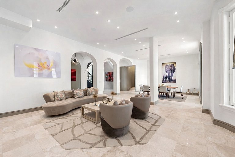 Mia002 - Casa de luxo com 5 quartos em Miami