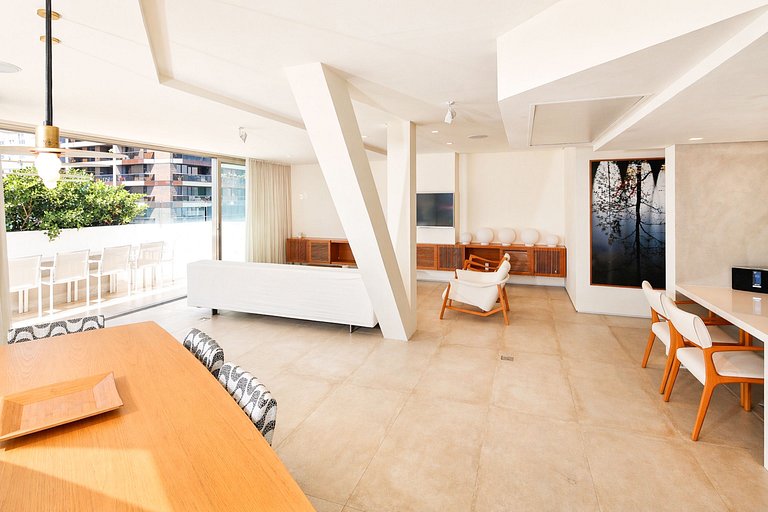 Rio099 - Splendid 3 bedroom penthouse in Ipanema