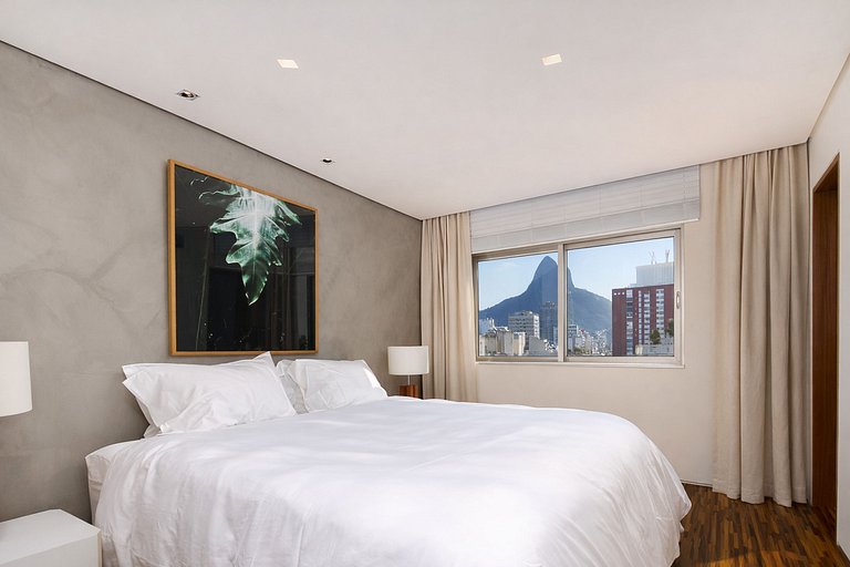 Rio099 - Linda cobertura de 3 quartos em Ipanema