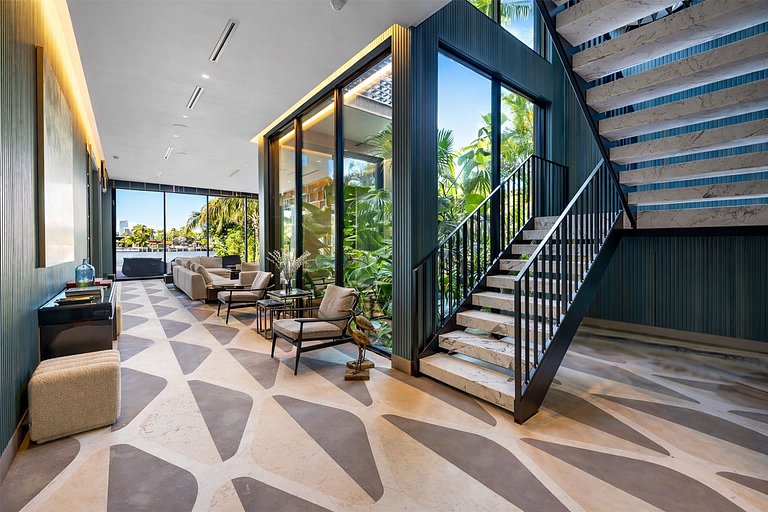 Mia003 - Luxury 6-bedroom villa in Miami Beach