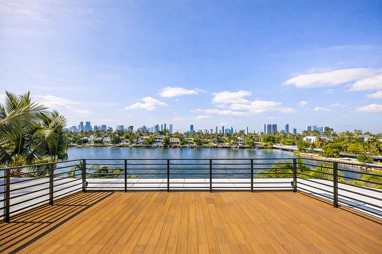 Mia003 - Mansão de 6 suítes em Miami Beach