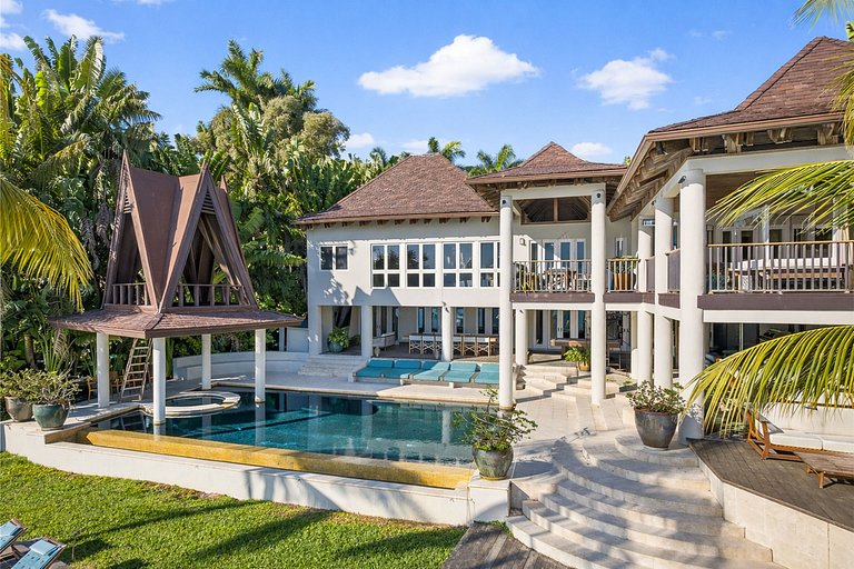 Mia010 - Villa de bienestar junto al agua en Miami