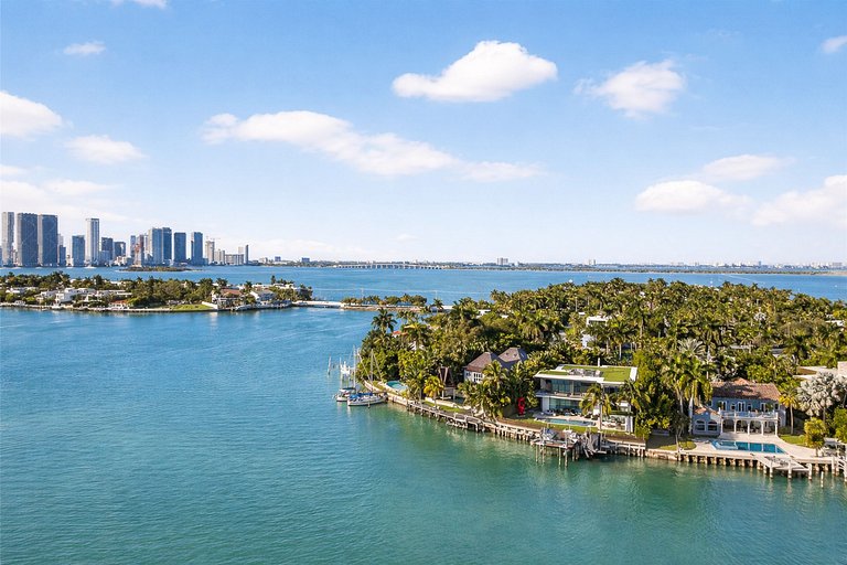 Mia010 - Mansão de luxo à Beira-Mar em Miami