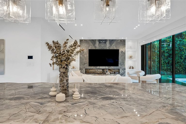 Mia008 - Maison rénovée à The Roads, Miami