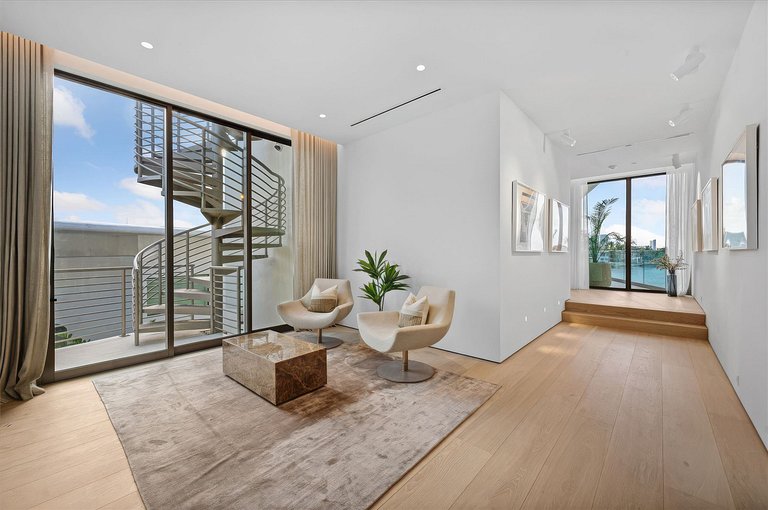 Mia004 - Maison contemporaine en bord de mer à Miami