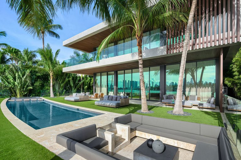 Mia006 - Residência à Beira-mar em Miami