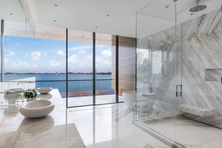 Mia011 - Mansão de Luxo à Beira-Mar em Miami