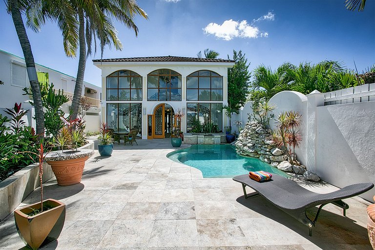 Sxm015 – Villa en bord de mer à Simpson Bay