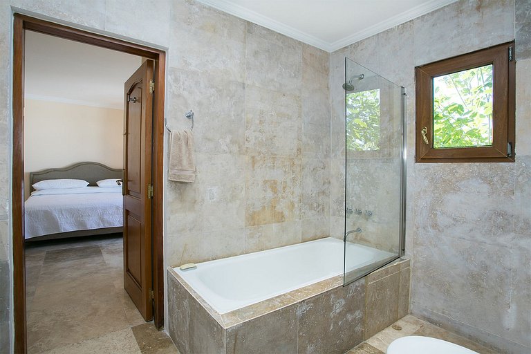 Sxm015 – Villa en bord de mer à Simpson Bay