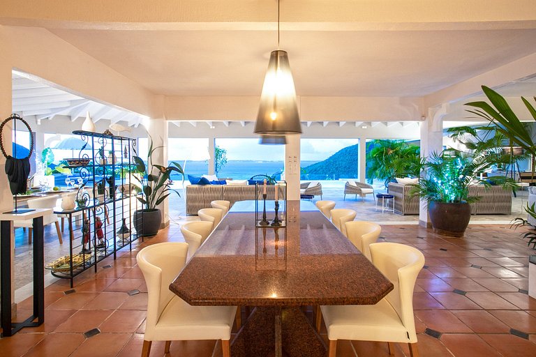 Sxm016 – Ocean-view estate with guest cottage in Anse Marcel