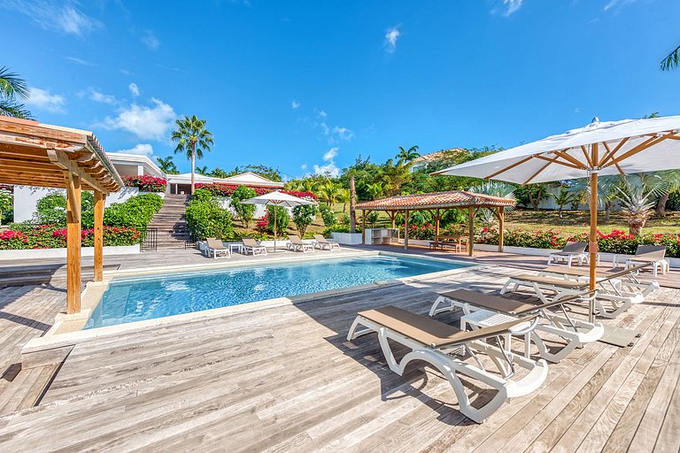 Sxm017 – Ocean-view villa with pool in Terres Basses