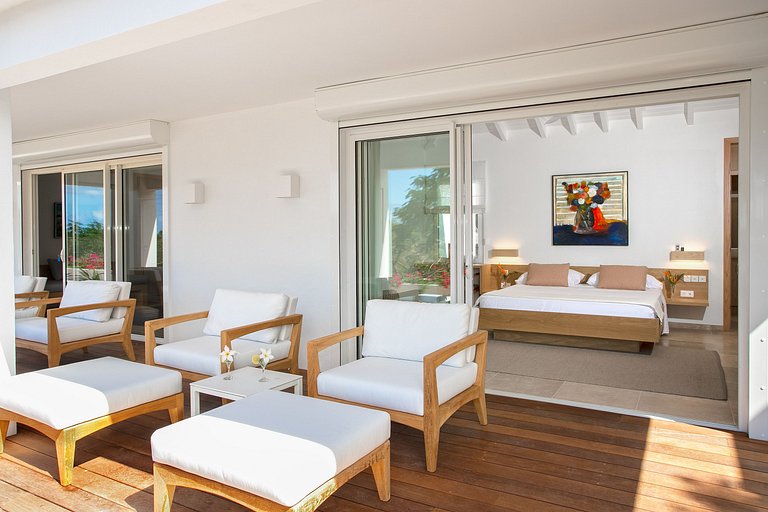 Sxm017 – Ocean-view villa with pool in Terres Basses