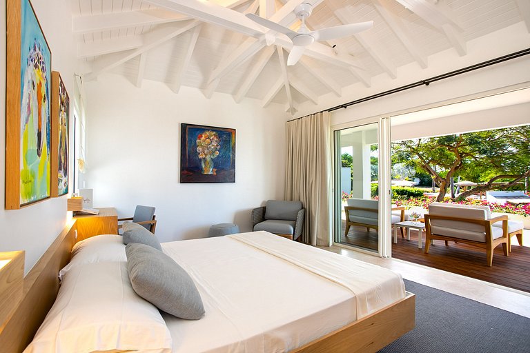 Sxm017 – Ocean-view villa with pool in Terres Basses