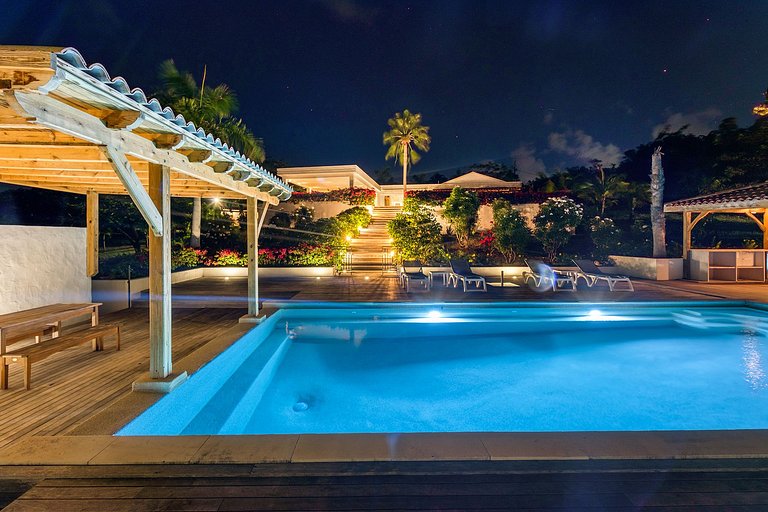Sxm017 – Villa avec vue sur la mer avec piscine à Terres Bas