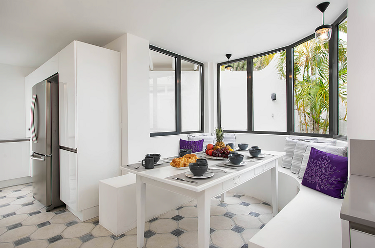Sxm018 – Ocean-view villa on the cliffs of Terres Basses
