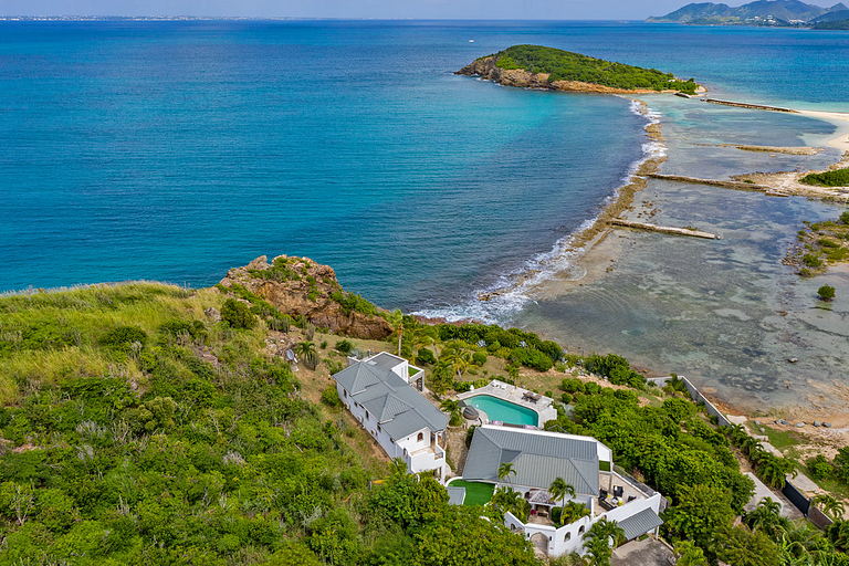 Sxm018 – Ocean-view villa on the cliffs of Terres Basses