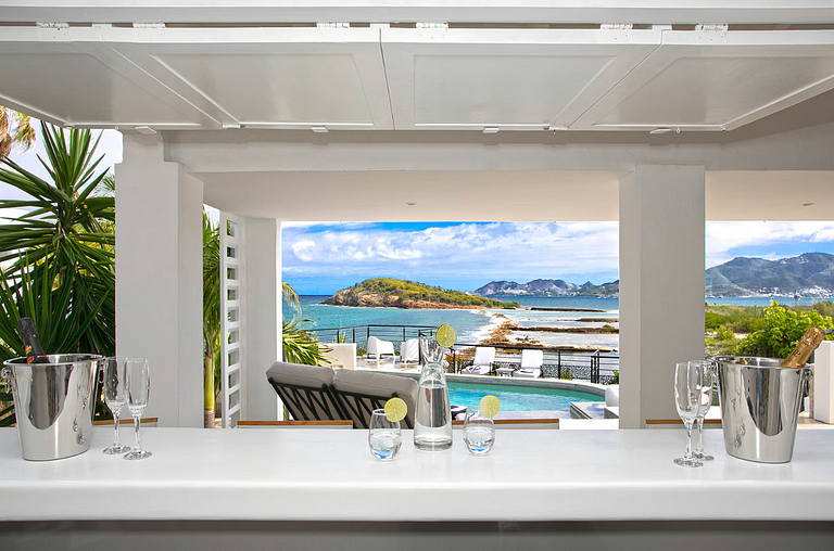 Sxm018 – Villa com vista para o mar nas falésias de Terres B