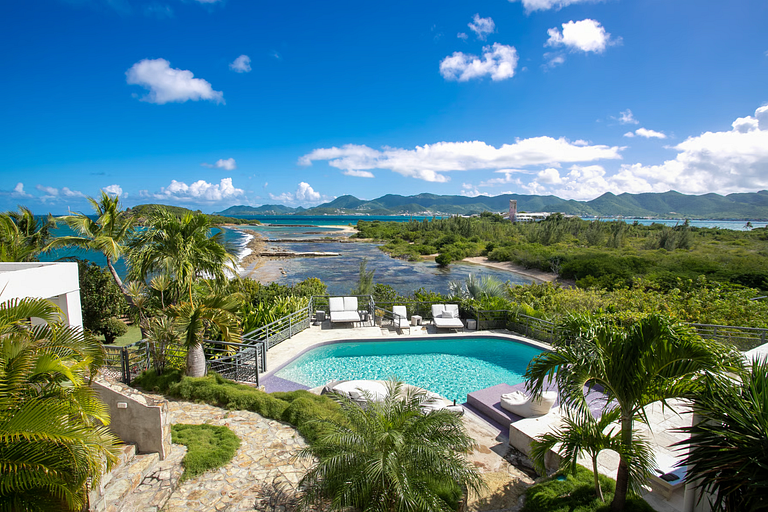 Sxm018 – Villa com vista para o mar nas falésias de Terres B