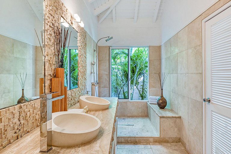 Sxm019 – Villa doble con jardines privados en Terres Basses