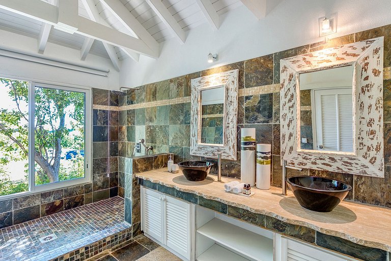 Sxm019 – Dual-villa retreat with private gardens in Terres B